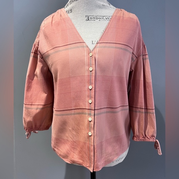 Madewell Tops - Madewell Plaid V-Neck Button Down Tie Sleeve Top